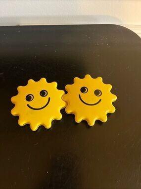 Vintage Ambi Twin Sun Smiley Face Rotating rattle